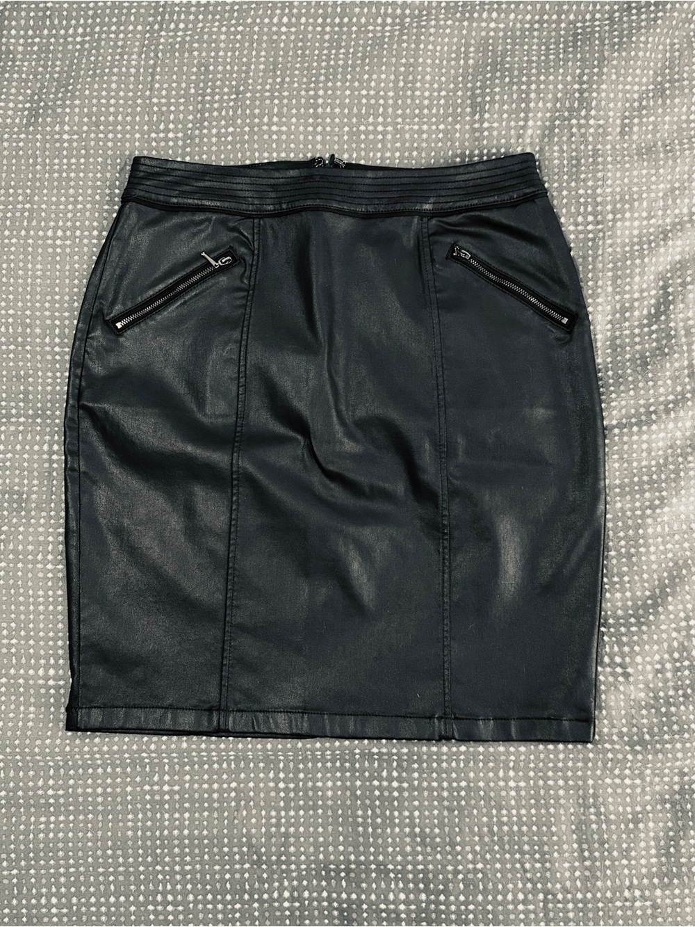 White House Black Market Black Brushed Bull Pencil Skirt w/ Zip Front Pockets